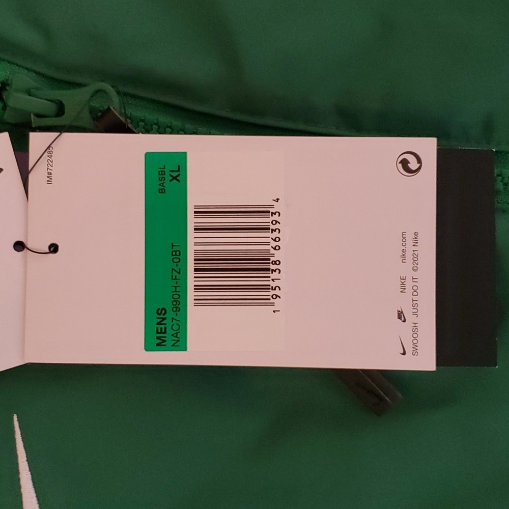Nike Oakland A's Authentic Dugout Performance Full-Zip Jacket. - Picture 4 of 9